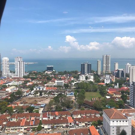 Tropicana 218 Macalister Netflix Unit By Blue Sky Holidays George Town Exteriér fotografie