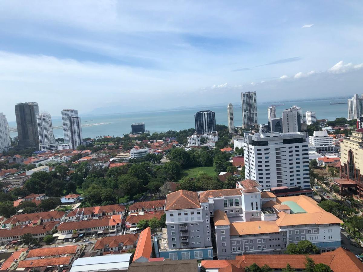 Tropicana 218 Macalister Netflix Unit By Blue Sky Holidays George Town Exteriér fotografie