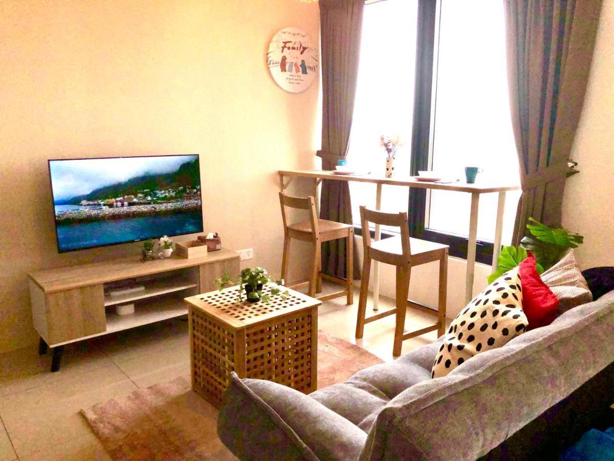 Tropicana 218 Macalister Netflix Unit By Blue Sky Holidays George Town Exteriér fotografie