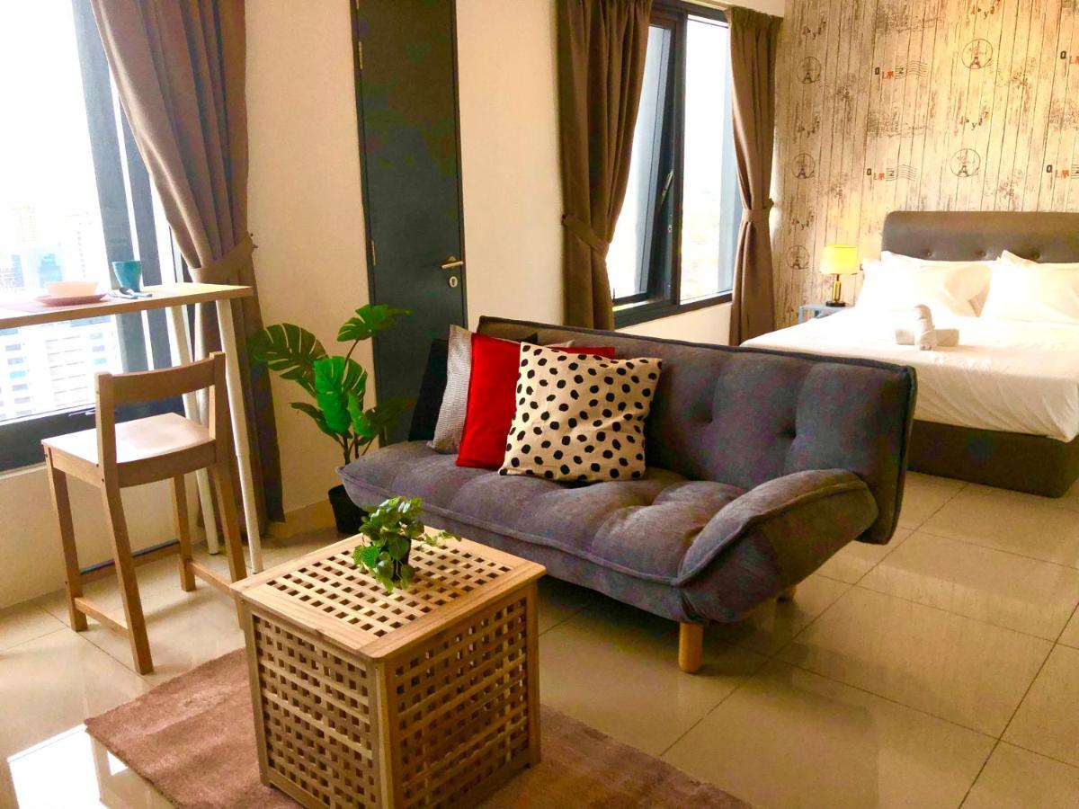 Tropicana 218 Macalister Netflix Unit By Blue Sky Holidays George Town Exteriér fotografie