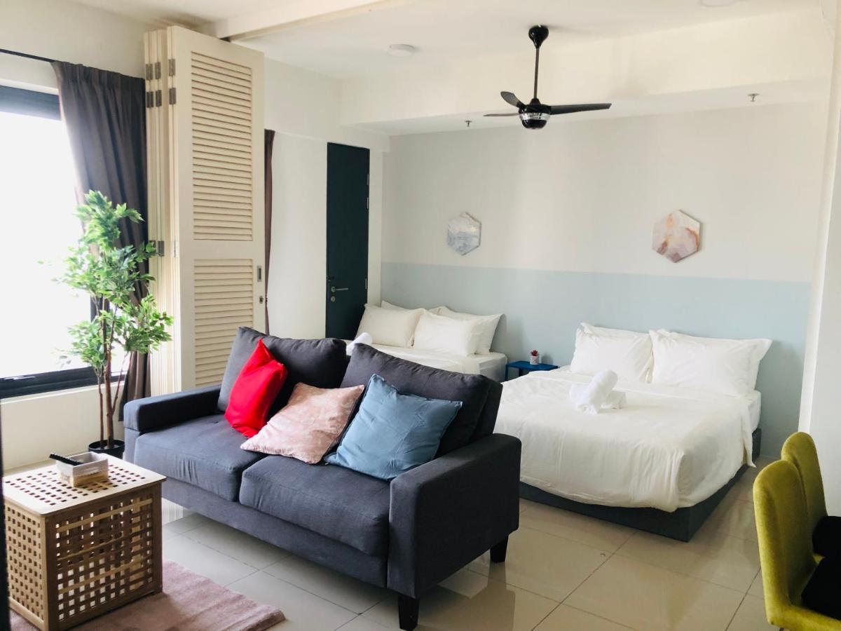Tropicana 218 Macalister Netflix Unit By Blue Sky Holidays George Town Exteriér fotografie