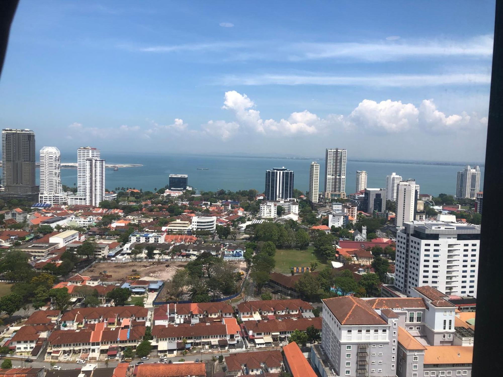 Tropicana 218 Macalister Netflix Unit By Blue Sky Holidays George Town Exteriér fotografie